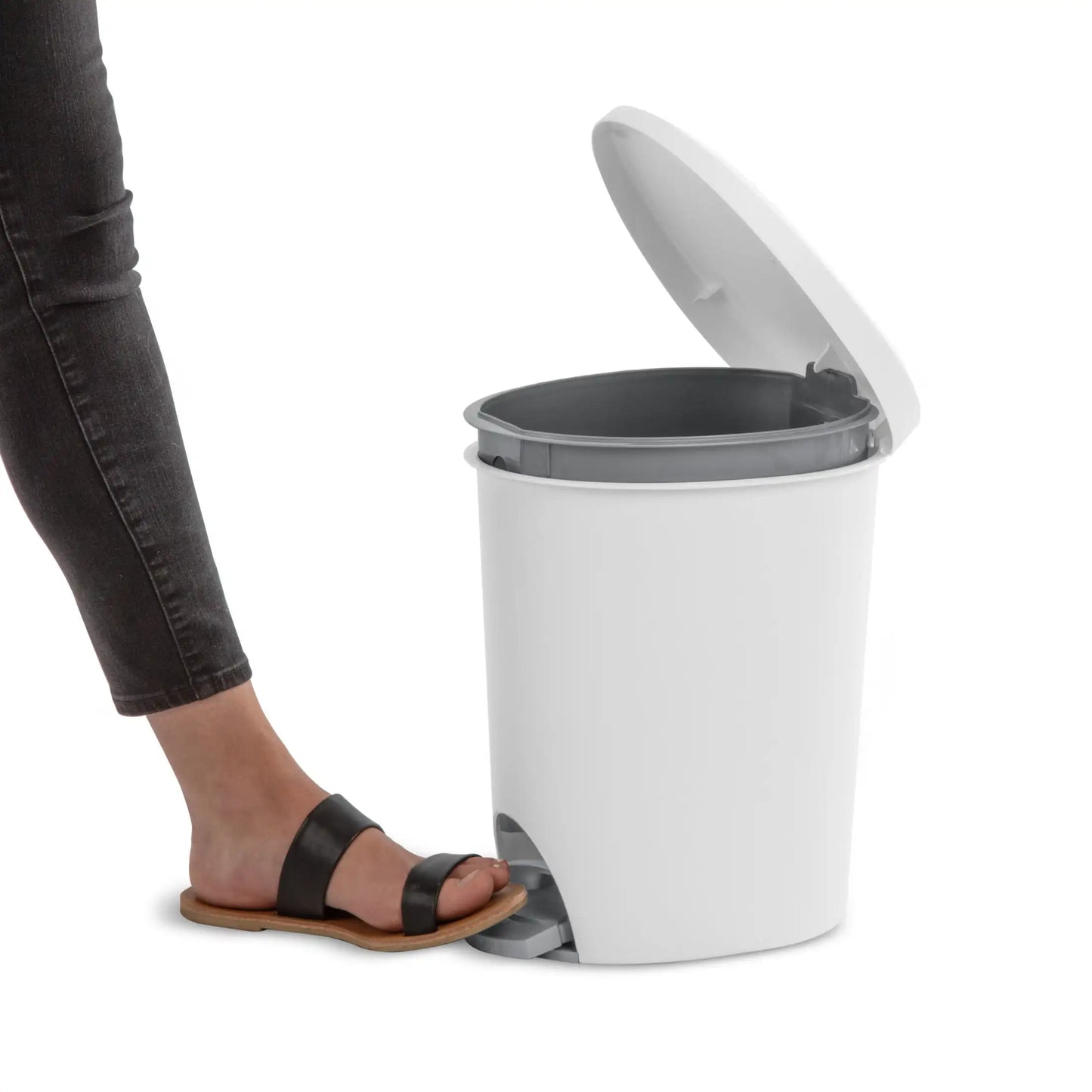Small Bathroom Trash Can, 2.6 Gallon Plastic Garbage Bucket Bin with Step Lid, White