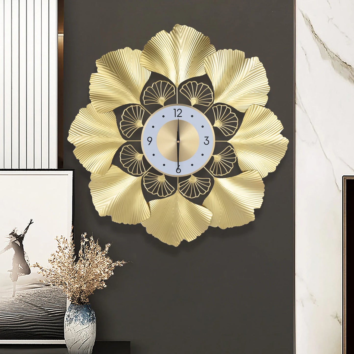 Ginkgo Biloba Wall Clock 3D Creative ginkgo biloba wall clock Gold Dial Design Silent Sweep Seconds Movement Digital Display