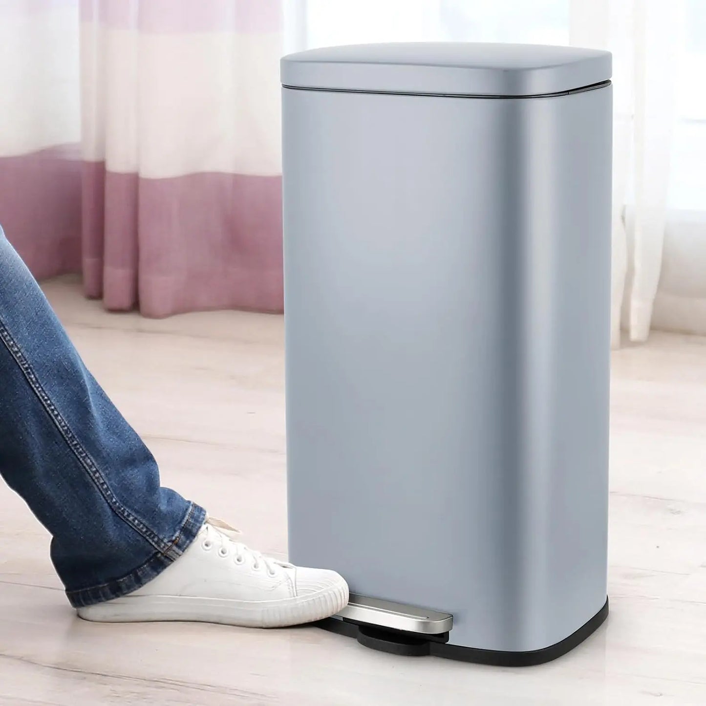 Homfa 30L Stainless Steel Step Trash Can Kitchen Garbage Can W/ Soft Close, Black,White, Silver, Gray, Red +